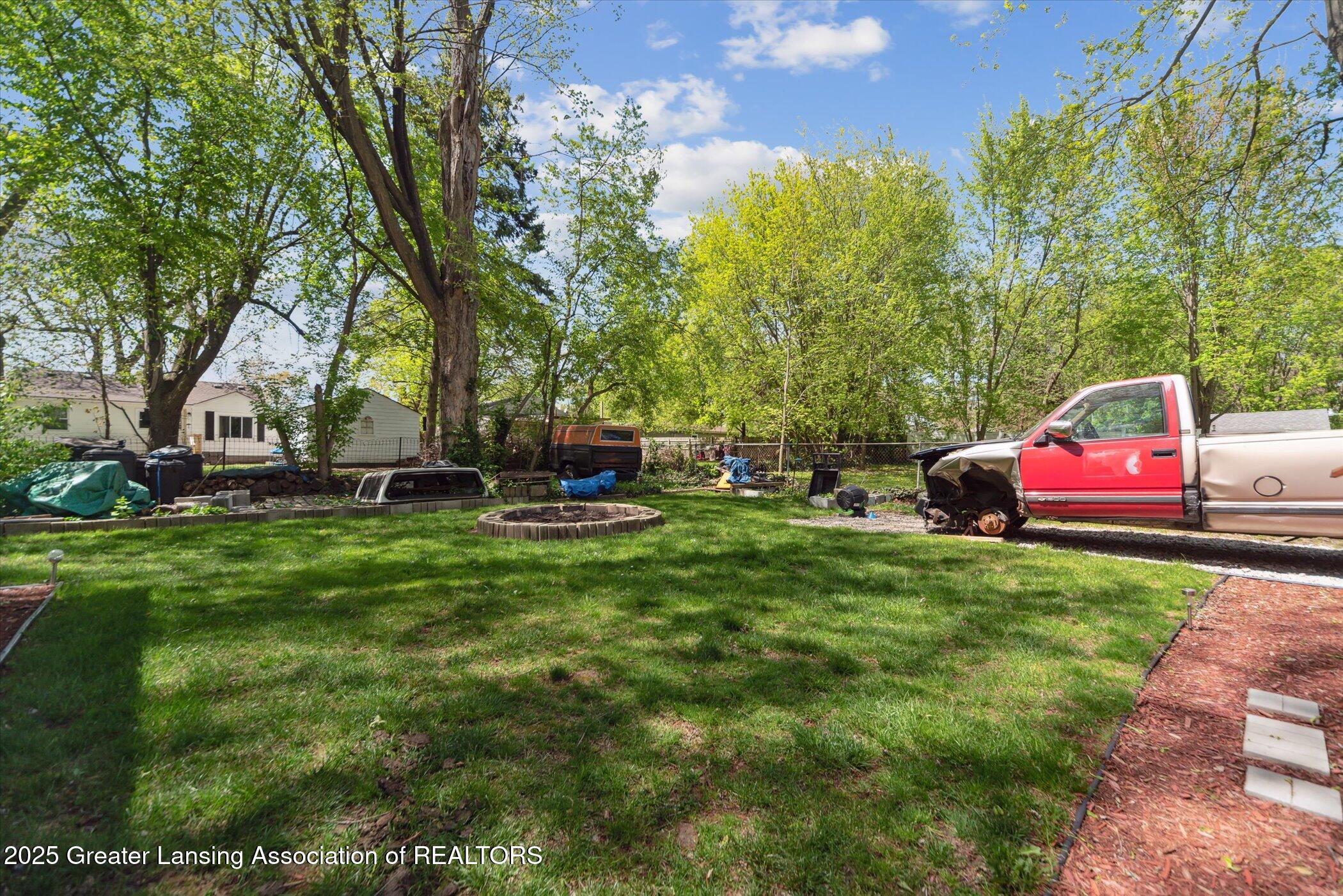 6028 Rolfe Road Lansing, MI 48911 - Photo 40 of 40 40-6028-Rolfe-Rd-Lansing-MI-48911-Window