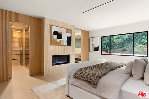 $3,595,000 | 2171 San Ysidro Drive, Beverly Hills, CA 90210