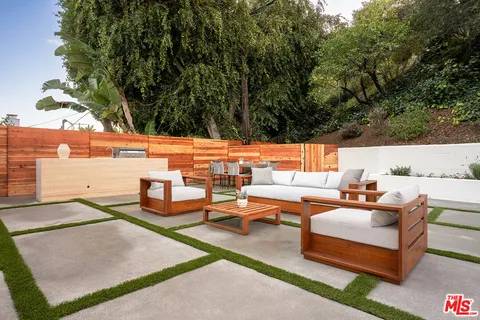 $3,595,000 | 2171 San Ysidro Drive, Beverly Hills, CA 90210