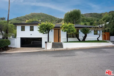 $3,595,000 | 2171 San Ysidro Drive, Beverly Hills, CA 90210