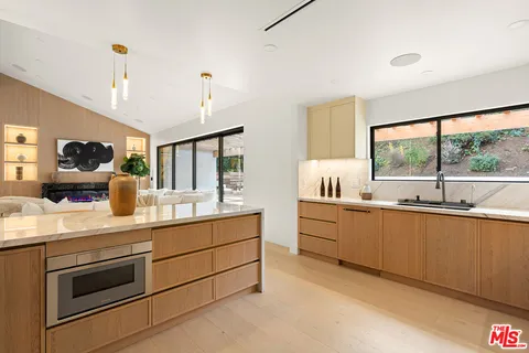 $3,595,000 | 2171 San Ysidro Drive, Beverly Hills, CA 90210