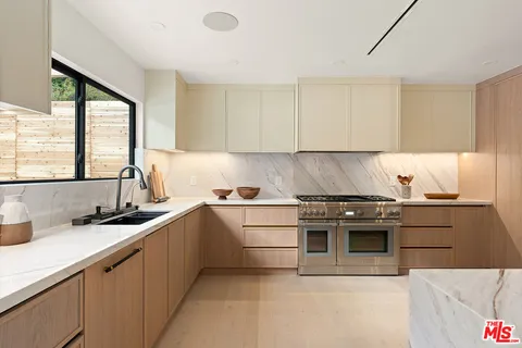 $3,595,000 | 2171 San Ysidro Drive, Beverly Hills, CA 90210