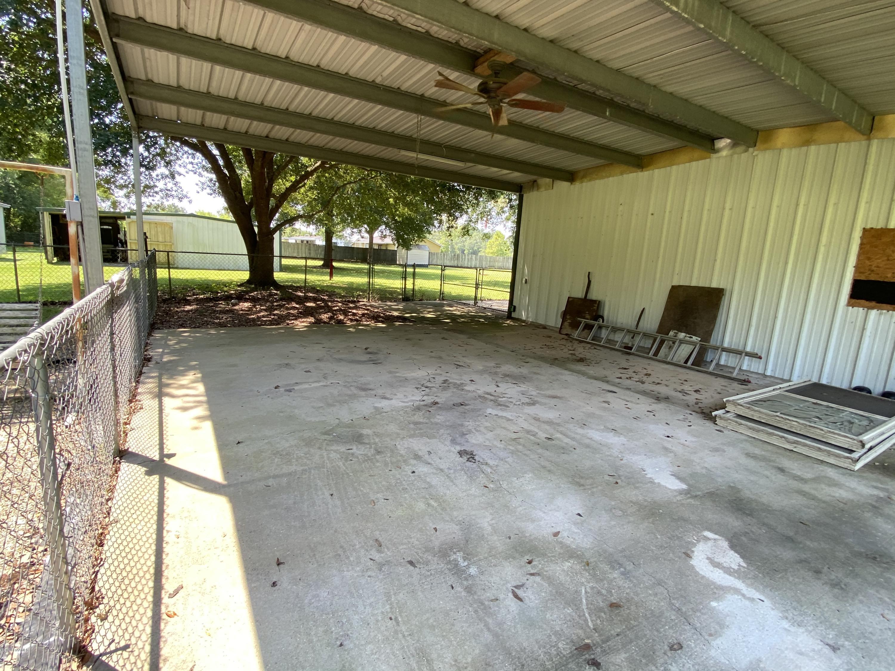 134 Magnifique Road Breaux Bridge, LA 70517 - Photo 33 of 40 Gallery Image 33