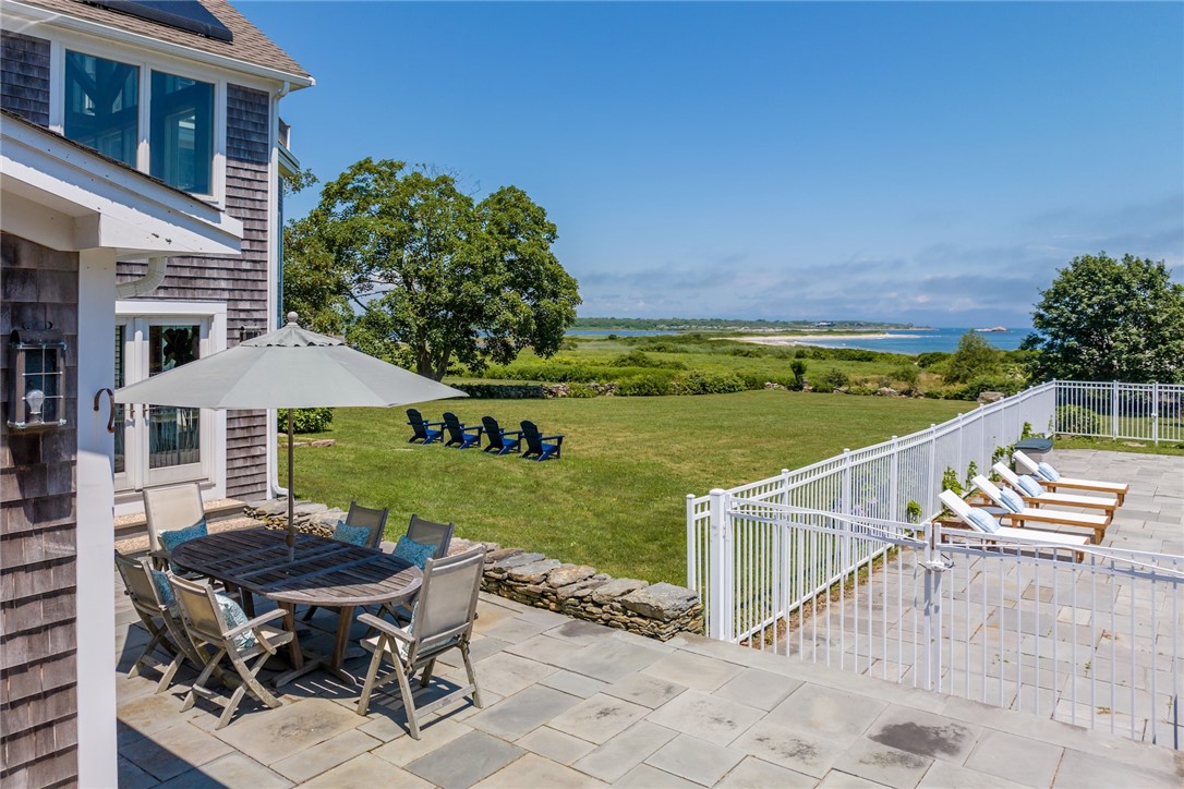 7 Beach Street Little Compton, RI 02837 - Photo 8 of 44