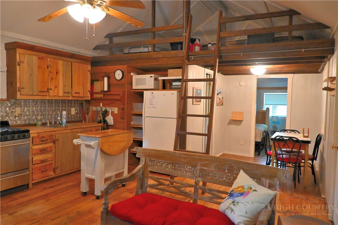 463 Fairview Church Road Lansing, NC 28643 - Photo 28 of 49