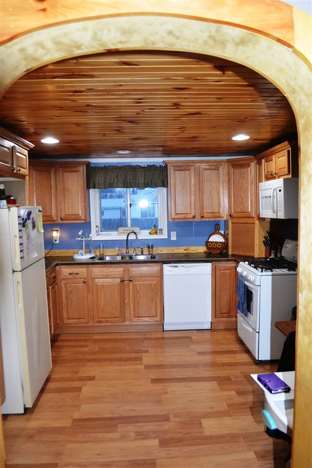 6407 North Pingree Road Elwell, MI 48832 - Photo 23 of 30 1843191-22.JPG