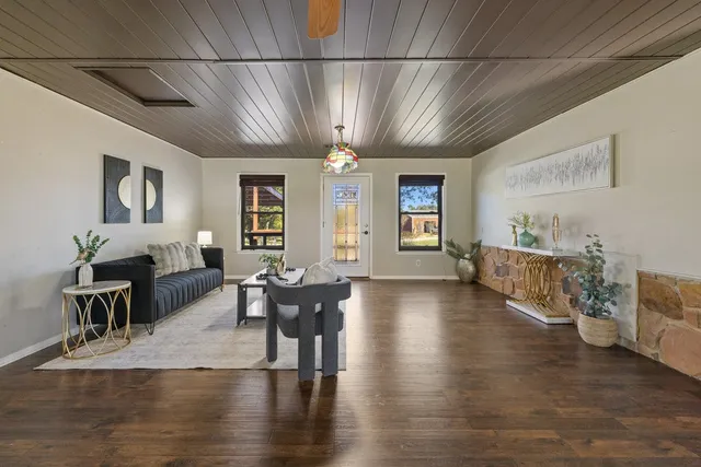 $725,000 | 200 Mesa Oaks, Leander, TX 78641