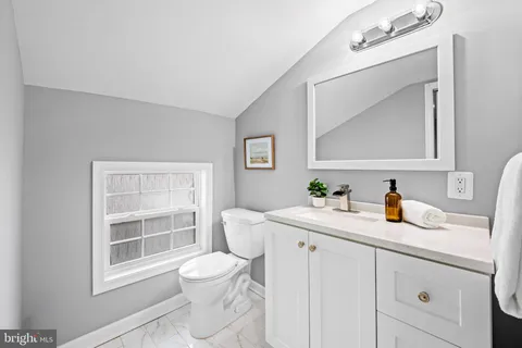 $299,500 | 1927 Bank Street, Baltimore, MD 21231