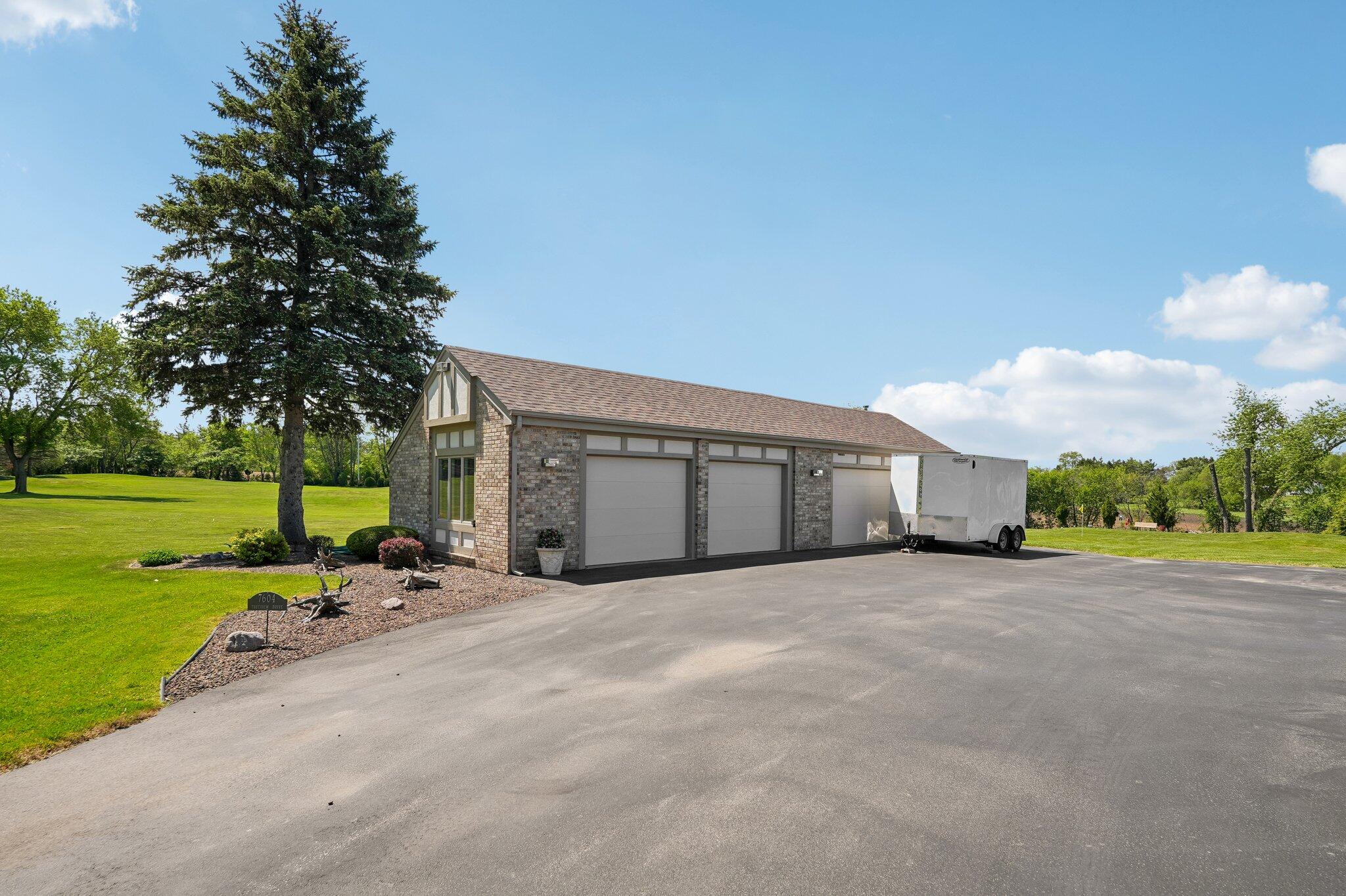 7604 Tree View Lane Caledonia, WI 53108 - Photo 61 of 90 7604 Treeview Dr (55)