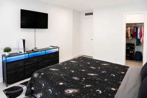$300,000 | 14311 North Kendall Drive, Unit 206A, Miami, FL 33186
