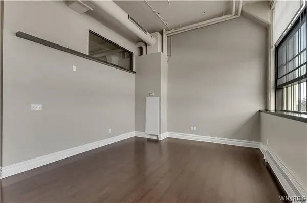 $1,500 | 2917 Main Street, Unit 210, Buffalo, NY 14214
