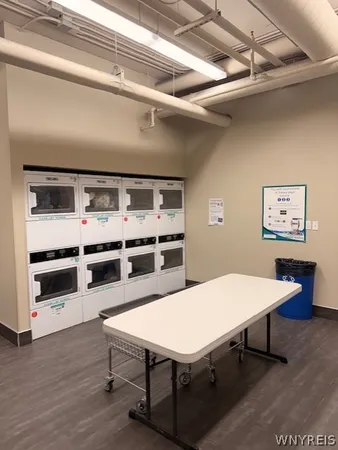 $1,500 | 2917 Main Street, Unit 210, Buffalo, NY 14214