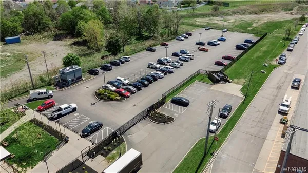 $1,500 | 2917 Main Street, Unit 210, Buffalo, NY 14214