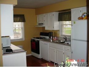 5 St Cabrini Court Springfield, IL 62702 - Photo 2 of 12 Gallery Image 2