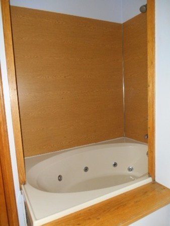 8 Victoria Avenue Rutland, MA 01543 - Photo 17 of 30 a bathroom with a bathtub