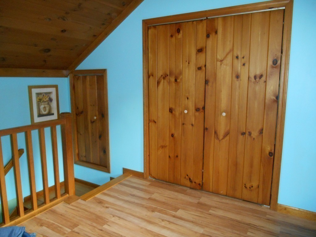 8 Victoria Avenue Rutland, MA 01543 - Photo 18 of 30 a view of a hallway