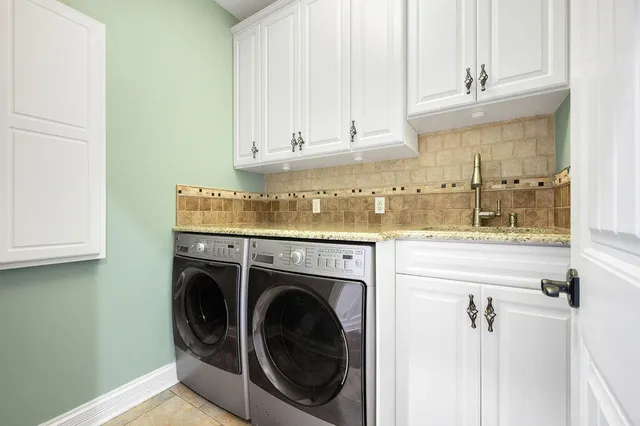 $1,595,000 | 651 Sul Lago South, Benton Harbor, MI 49022