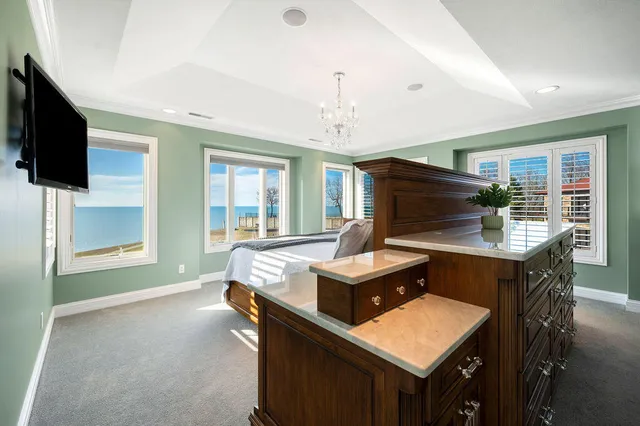 $1,595,000 | 651 Sul Lago South, Benton Harbor, MI 49022