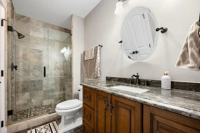 $1,595,000 | 651 Sul Lago South, Benton Harbor, MI 49022