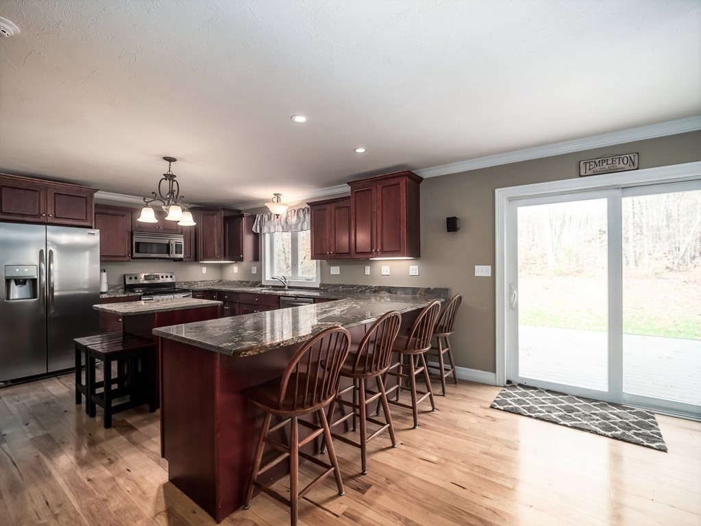 53 Phillipston Road Templeton, MA 01468 - Photo 8 of 40