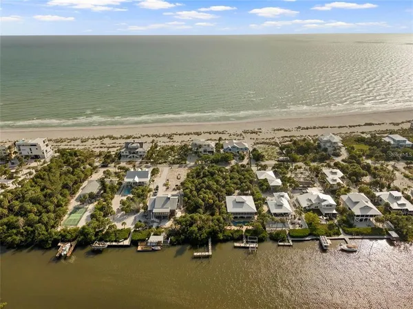 $685,000 | 490 South Gulf Boulevard, Boca Grande, FL 33921