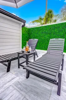 $1,174,000 | 1210 Broadway Avenue J, Galveston, TX 77550