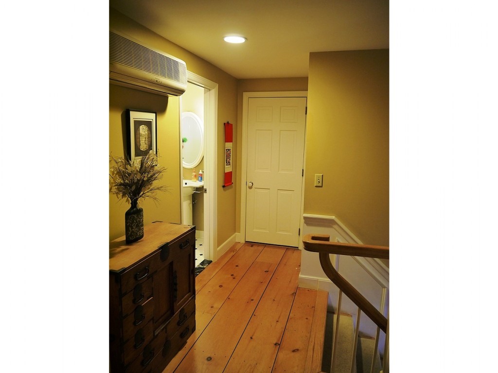 423 Hurricane Road Keene, NH 03431 - Photo 19 of 32