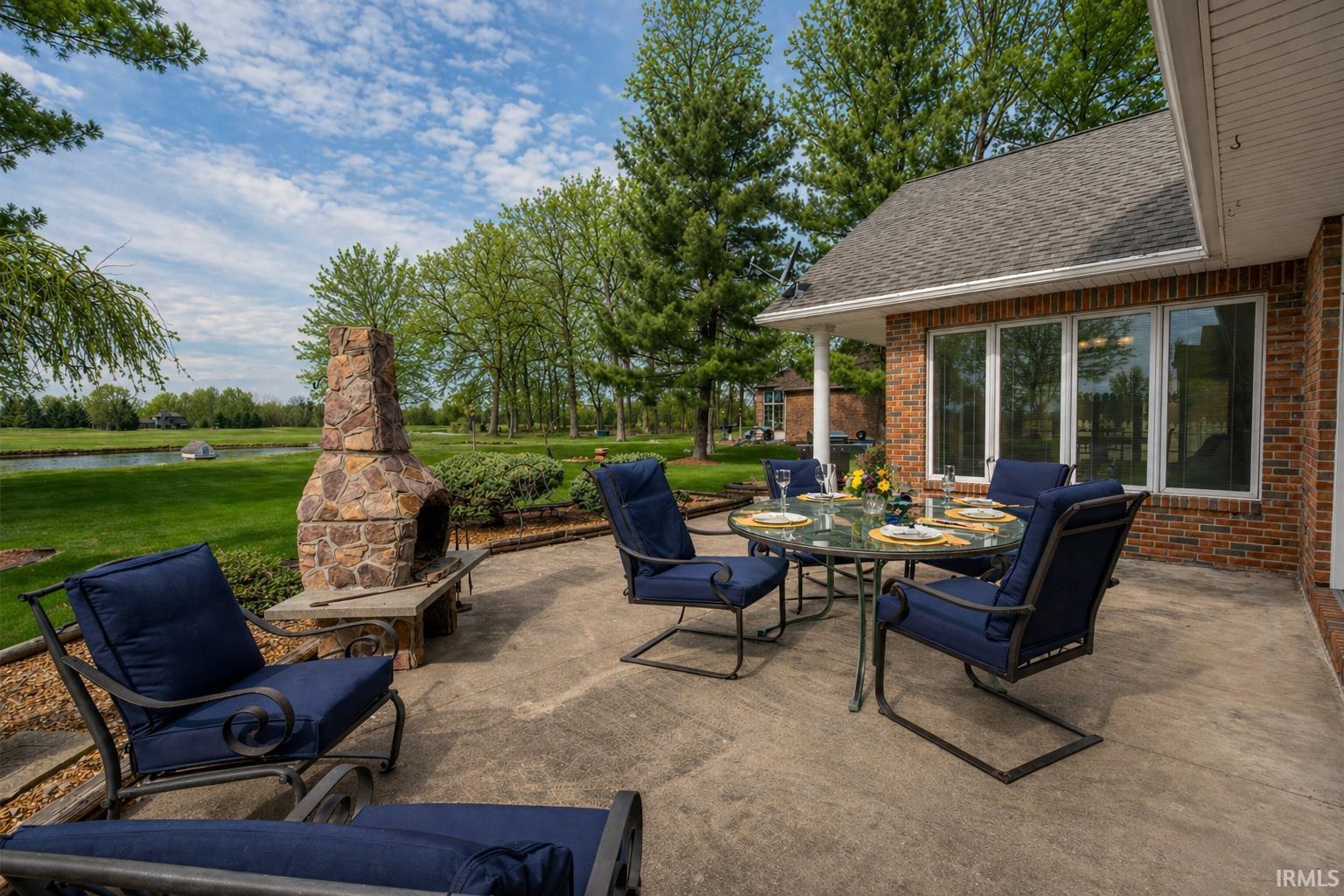 2817 East Prestwick Road Winona Lake, IN 46590 - Photo 8 of 36