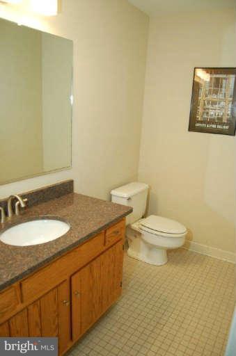 13287 Hunt Ridge Road Ellicott City, MD 21042 - Photo 22 of 30 Bath