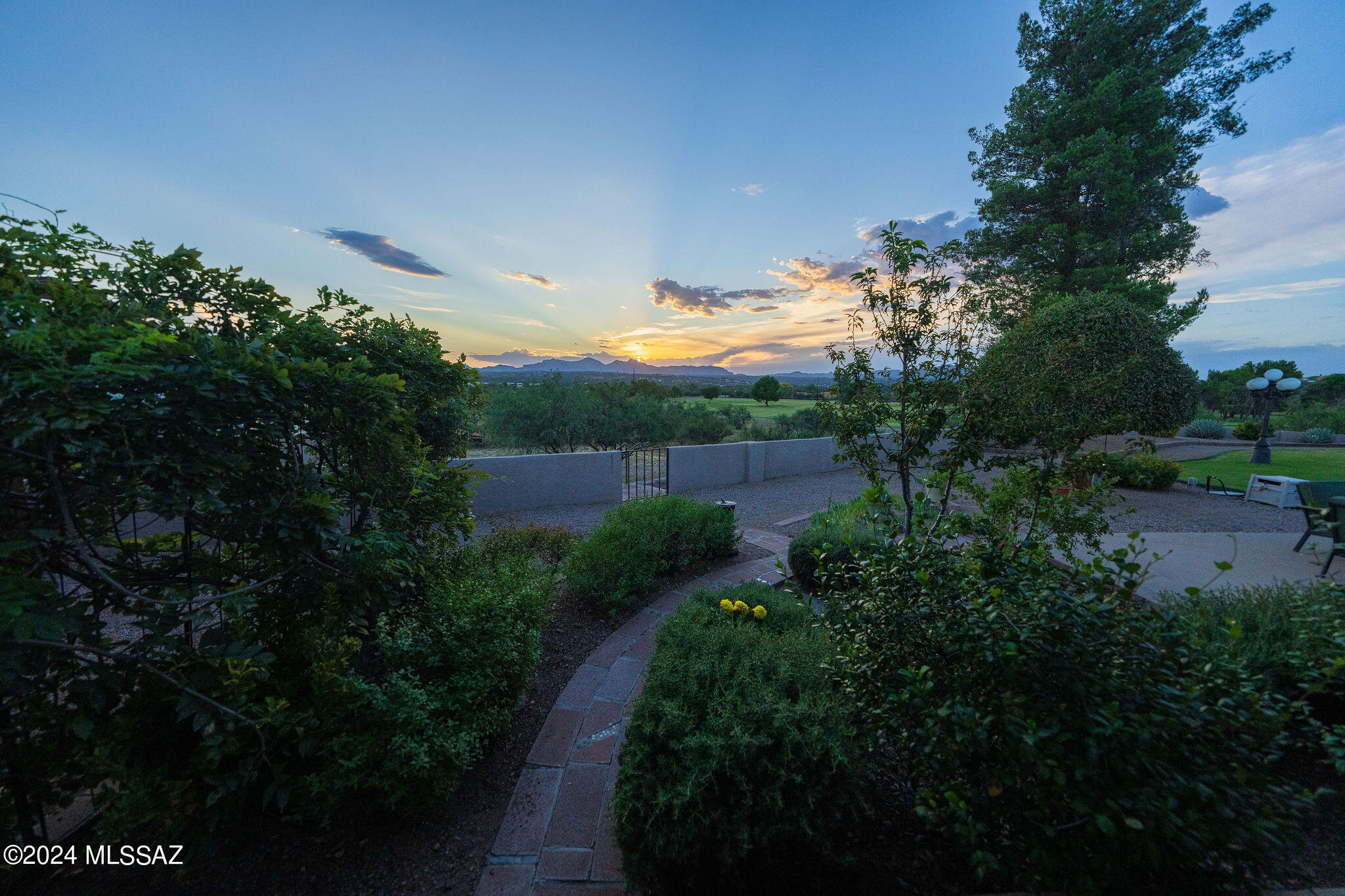 4 Kent Avenue Rio Rico, AZ 85648 - Photo 16 of 49