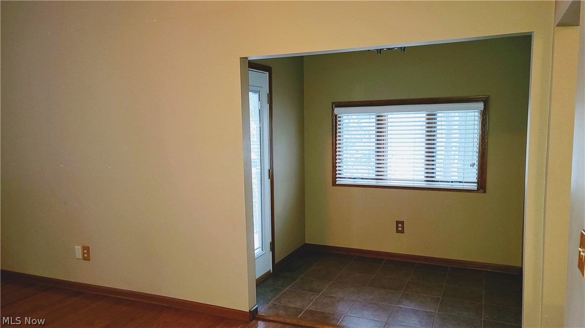 8010 Pyle South Amherst Road Amherst, OH 44001 - Photo 11 of 20 Gallery Image 11
