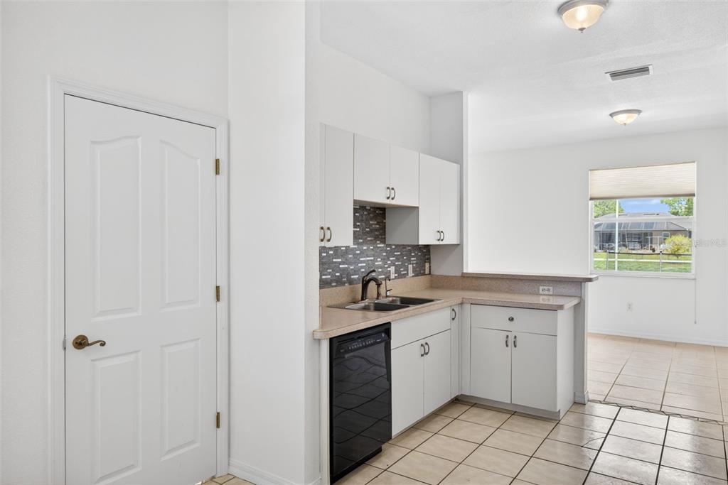 7634 South Paragon Road North Port, FL 34291 - Photo 9 of 35