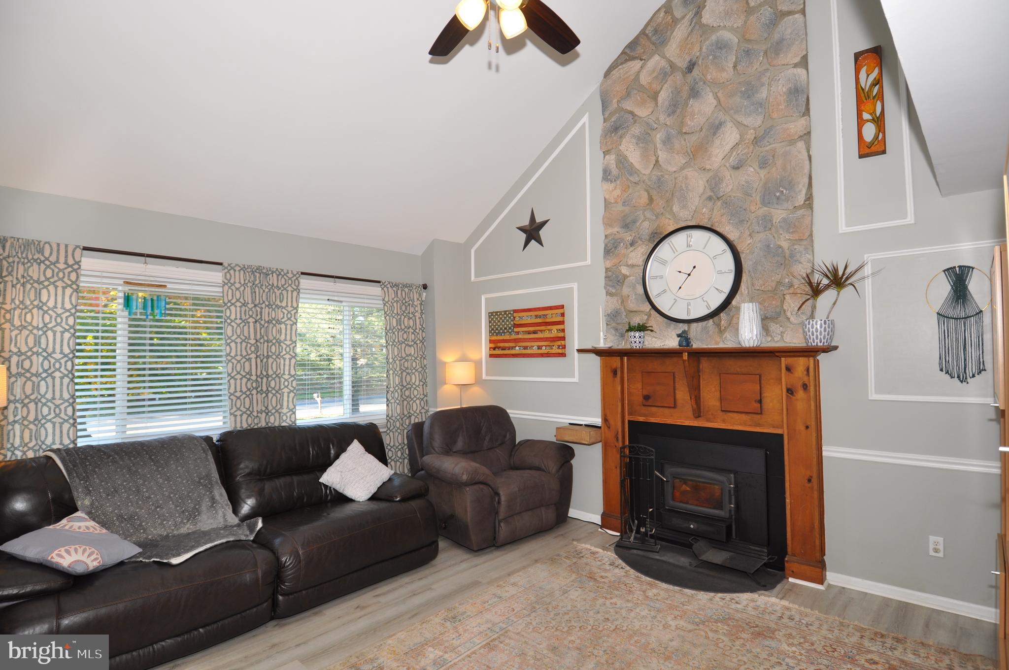 20 Mansfield Road East Columbus, NJ 08022 - Photo 5 of 52