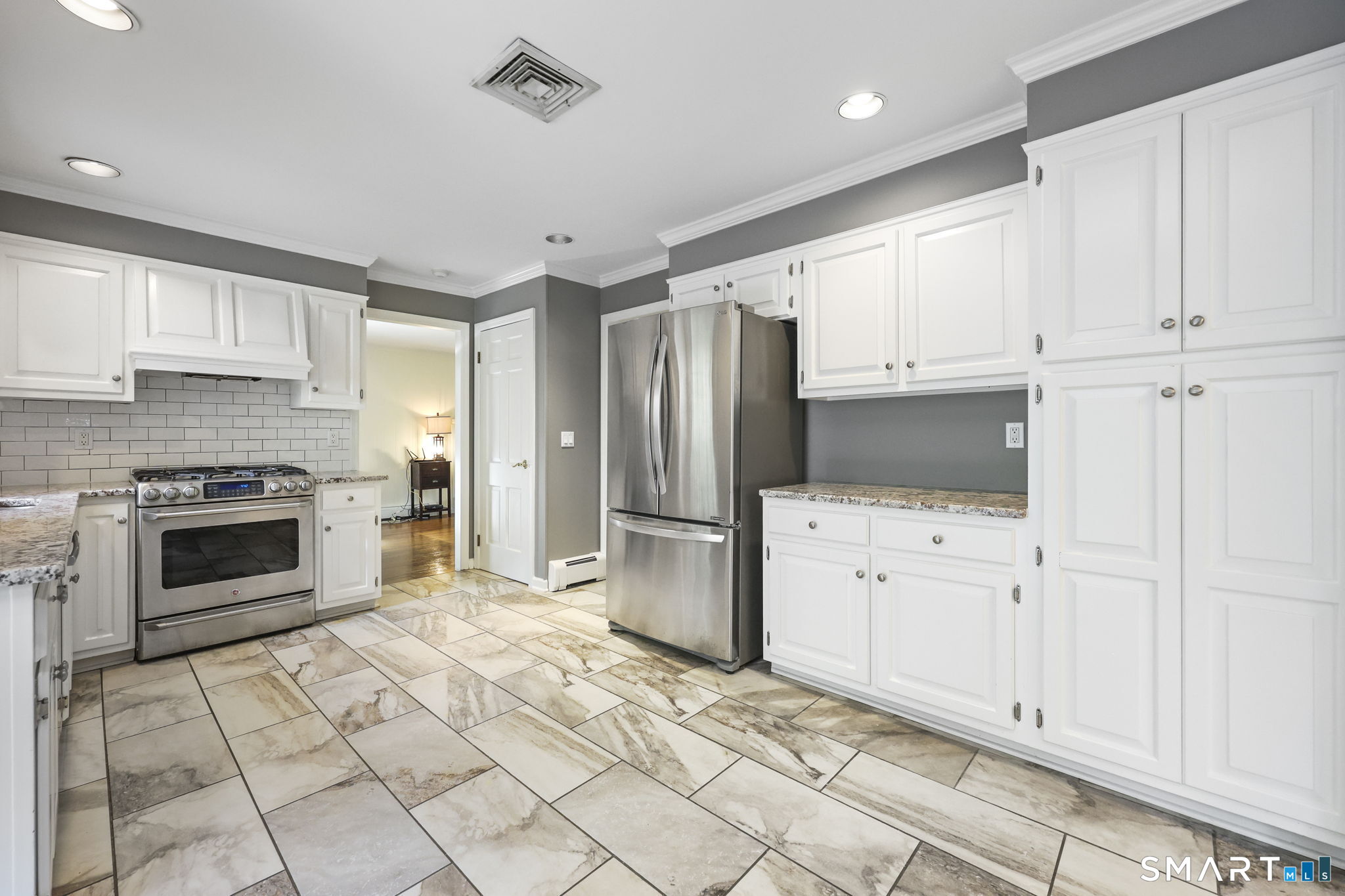 79 Pipers Hill Road Wilton, CT 06897 - Photo 9 of 39