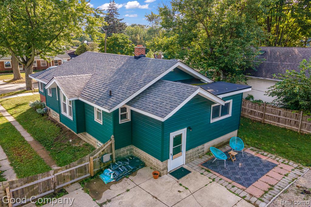 1974 Princeton Road Berkley, MI 48072 - Photo 40 of 45