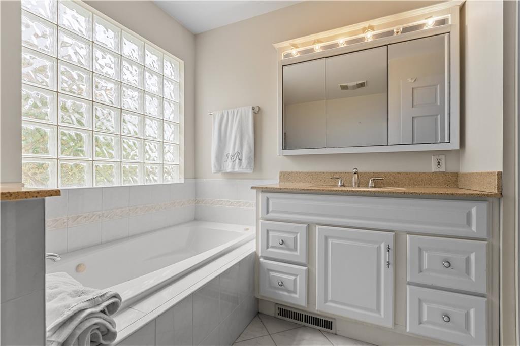 451 McClelland Road Canonsburg, PA 15317 - Photo 21 of 34 Gallery Image 21