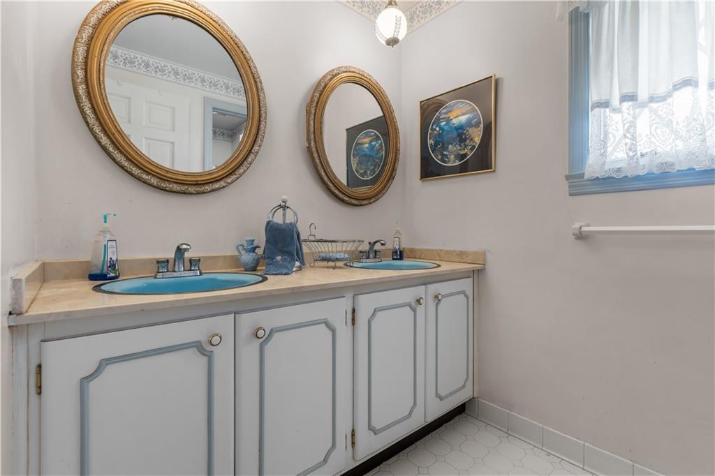 451 McClelland Road Canonsburg, PA 15317 - Photo 29 of 34 Gallery Image 29
