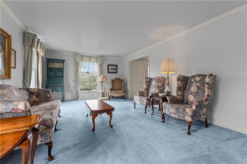 451 McClelland Road Canonsburg, PA 15317 - Photo 4 of 34 Gallery Image 4