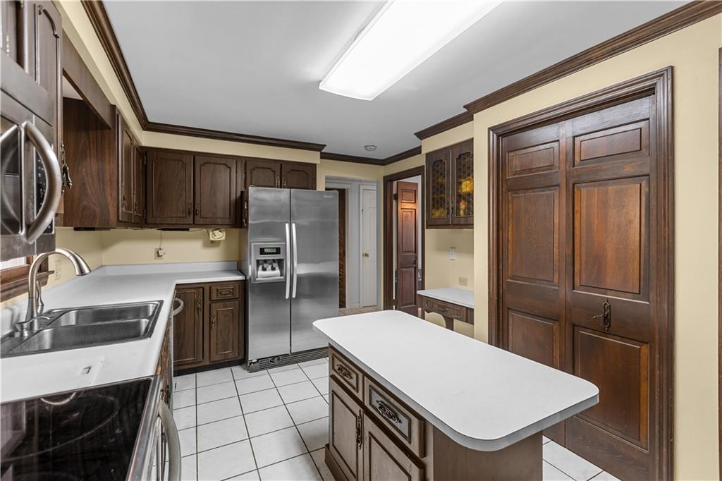 451 McClelland Road Canonsburg, PA 15317 - Photo 10 of 34 Gallery Image 10