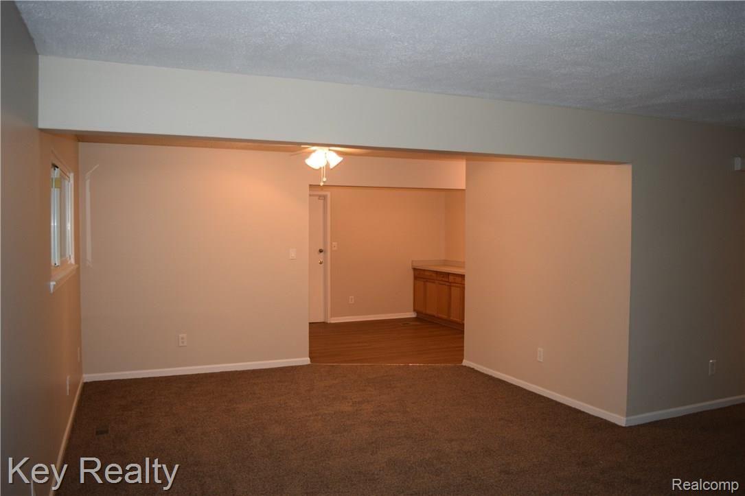 26348 Beverly Road Taylor, MI 48180 - Photo 7 of 27 7.JPG