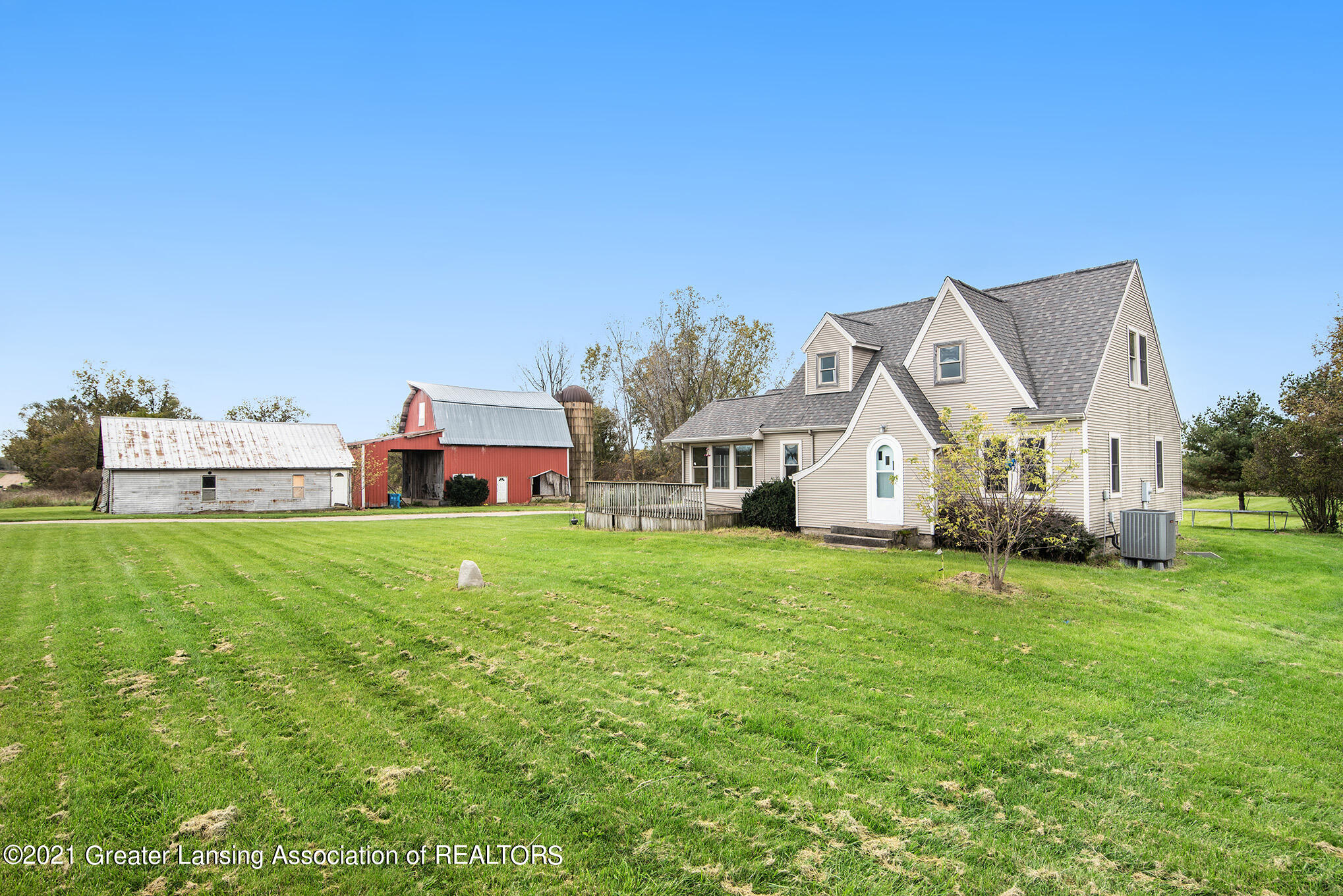 8828 South Lowell Road Dewitt, MI 48820 - Photo 5 of 51 8828 S Lowell