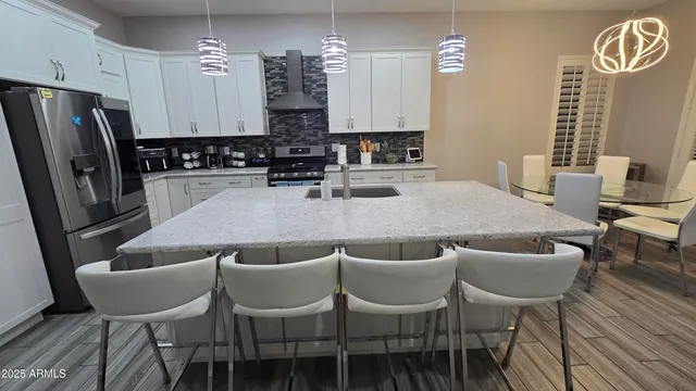 $2,095 | 17591 West Dahlia Drive, Surprise, AZ 85388