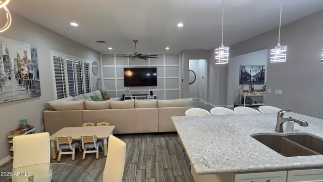 $2,095 | 17591 West Dahlia Drive, Surprise, AZ 85388