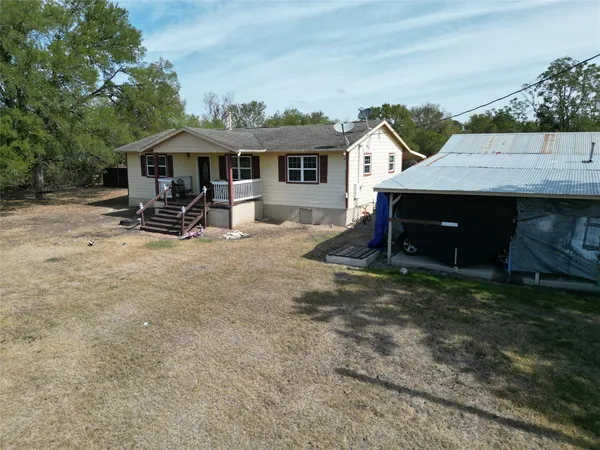 $679,999 | 622 Long Hollow Road, Dale, TX 78616
