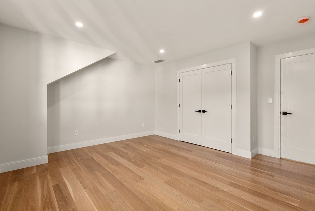 21 Beechnut Road Westwood, MA 02090 - Photo 25 of 41 a view of room