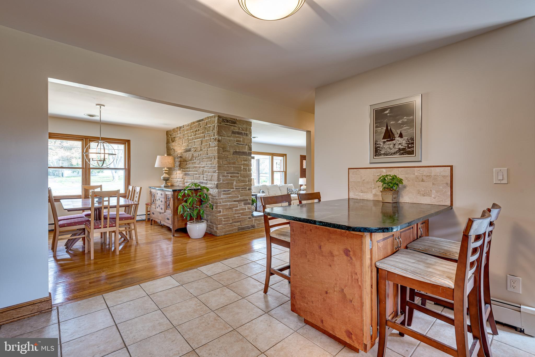 683 Wf King Road Annapolis, MD 21403 - Photo 16 of 49 Open kitchn