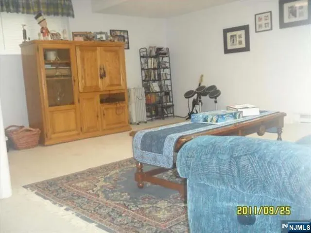 $4,500 | 294 Buttonwood Drive, Paramus, NJ 07652