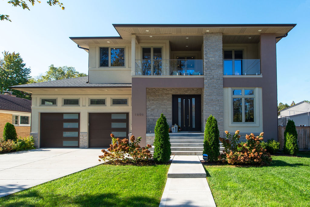 1606 Elliott Street Park Ridge, IL 60068 - Photo 1 of 36 a front view of a house with garden