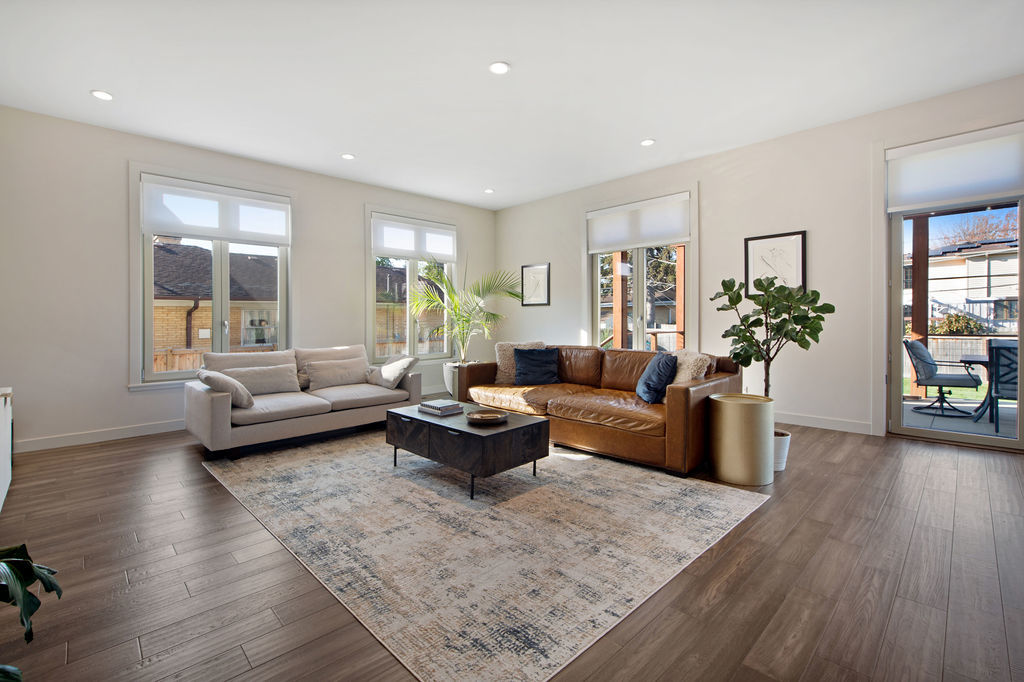 1606 Elliott Street Park Ridge, IL 60068 - Photo 12 of 36 a living room with furniture and a wooden floor