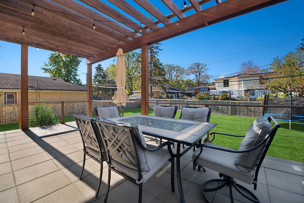 1606 Elliott Street Park Ridge, IL 60068 - Photo 34 of 36 a view of an outdoor sitting area
